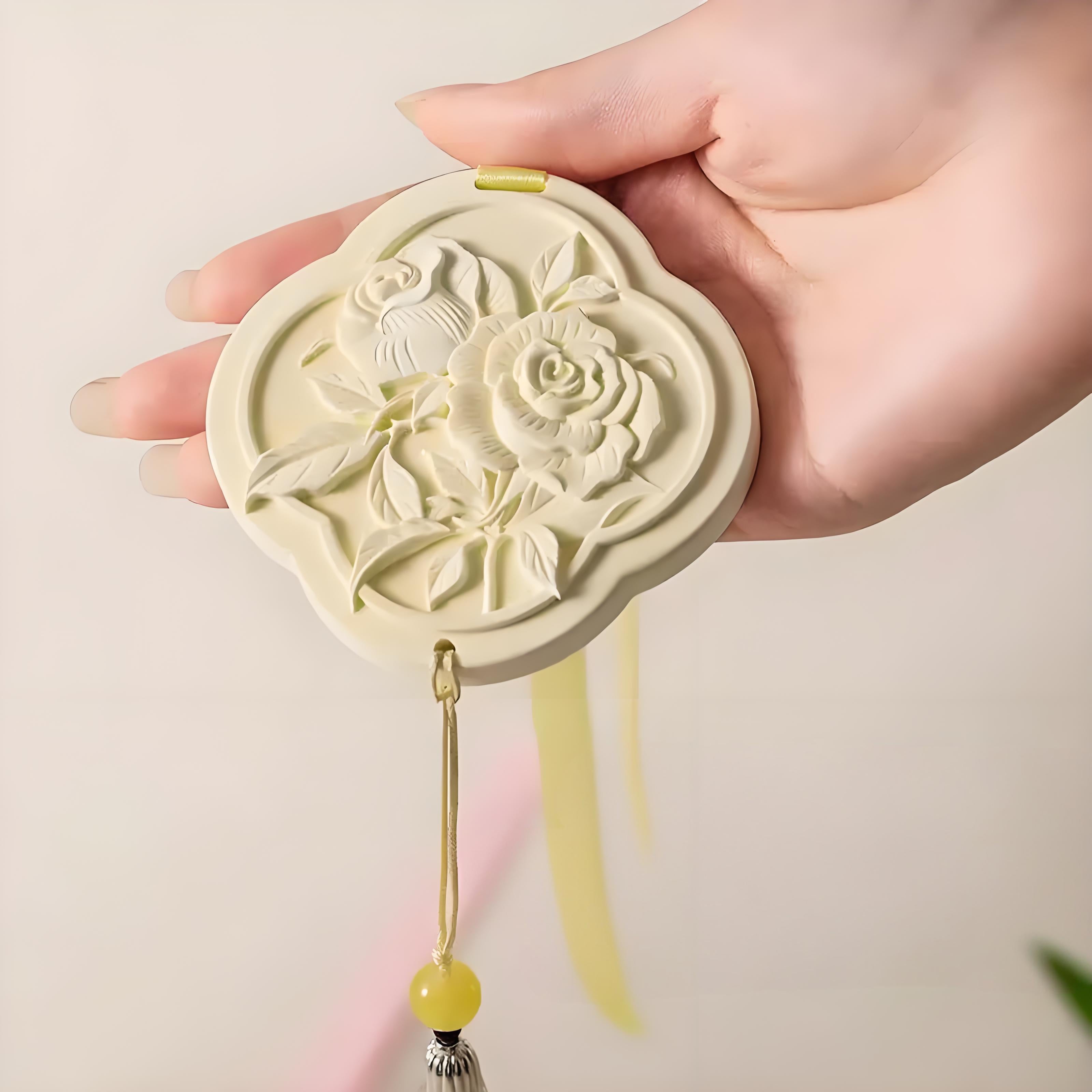 Original Aromatherapy Gypsum Pendant